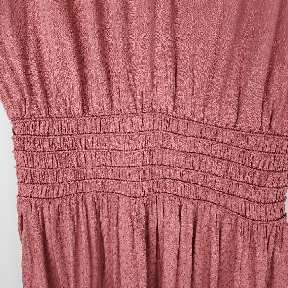 Anthropologie Dress ASTR The Label Midi Dress Sleeveless Smocked Dusty Rose M - Picture 10 of 15
